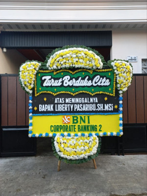 Papan Bunga Duka di Maleer