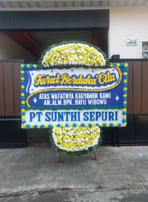 Papan Bunga Duka di Maleer