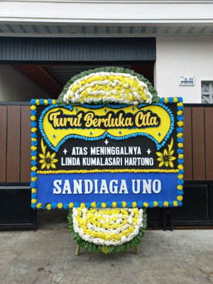 Papan Bunga Duka di Maleer